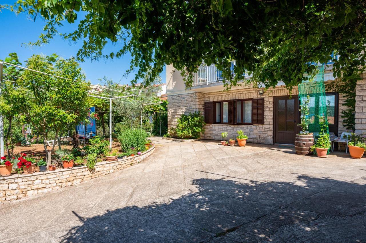 Apartments Marija Пула Екстер'єр фото
