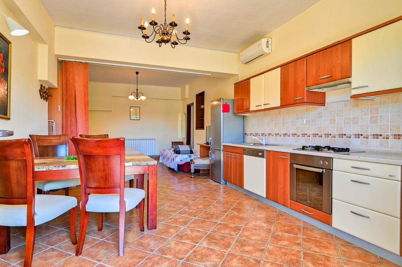 Apartments Marija Пула Екстер'єр фото